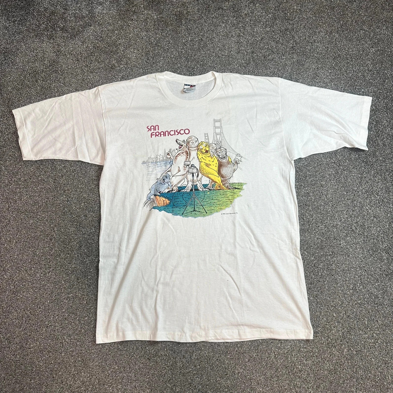 Vintage 90s San Francisco Tommy Hilfiger Graphic Tee White Oversized