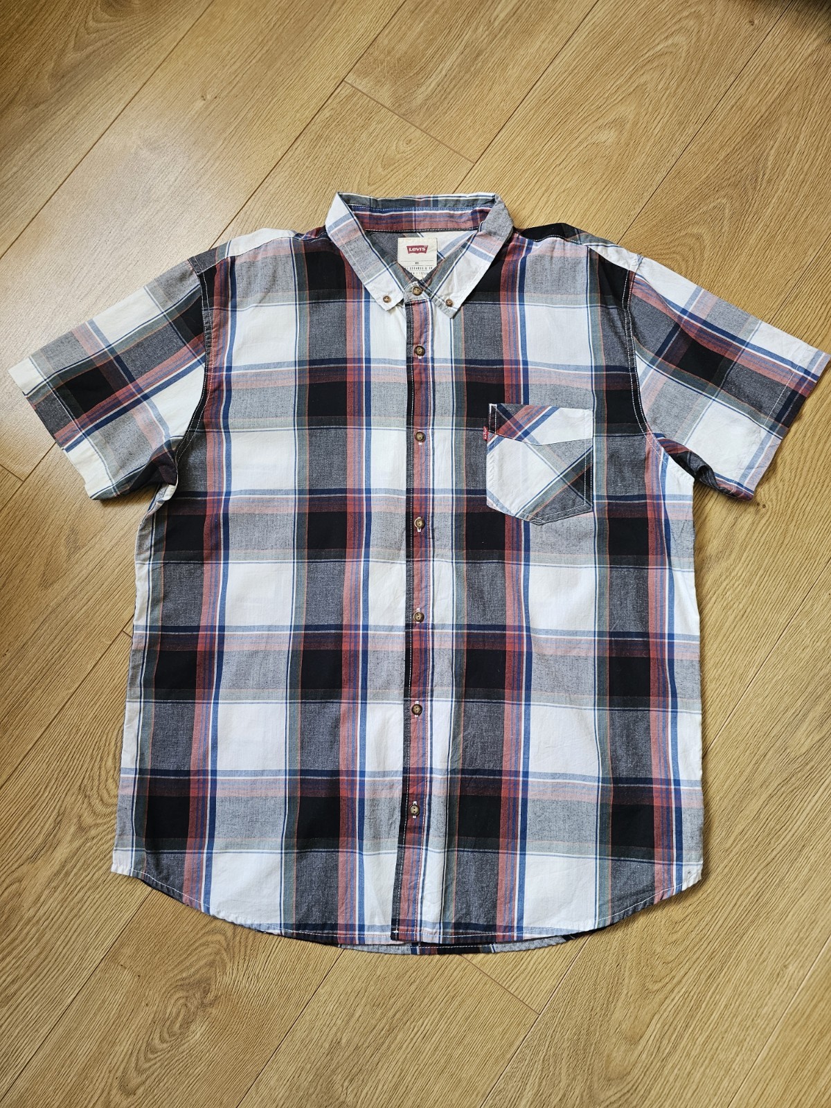 Levi's Men's Plaid Short Sleeve Shirt XXL Red Black White Check Button Down