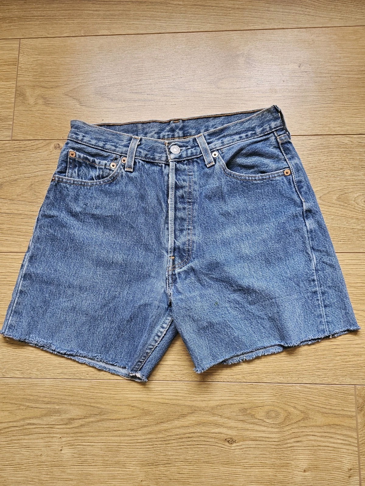 Vintage 1999 Levis 501 Womens Blue Denim High Waisted Cut Off Shorts Size 8