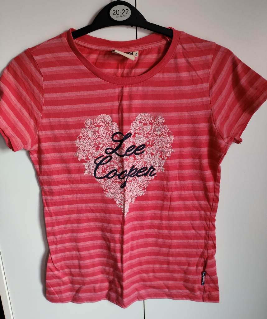 Ladies Red/Pink Stripe/Motif T-shirt, Lee Cooper Size 10