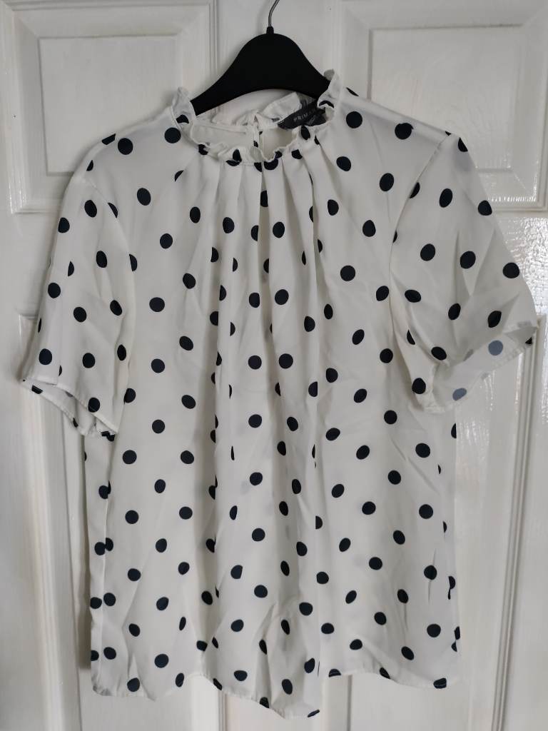 Ladies White/Black Spotty Short Sleeve Top Size 10 From Primark