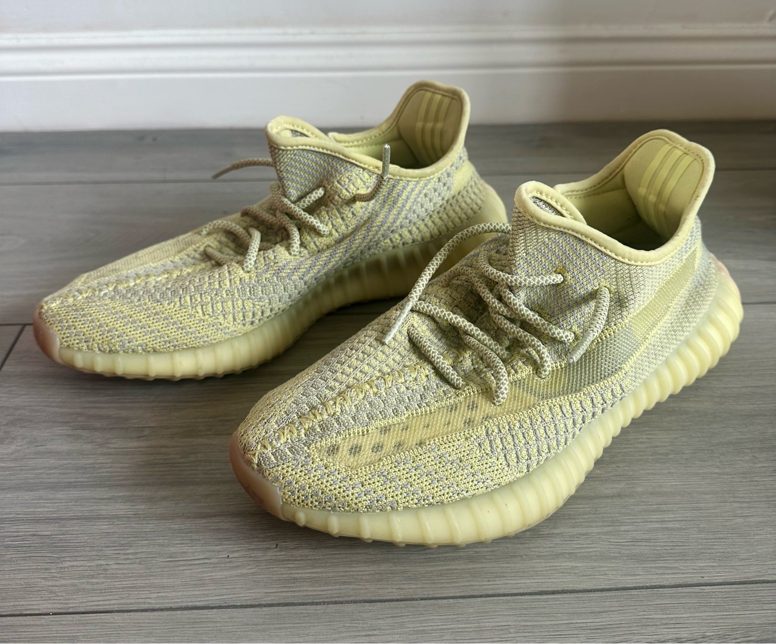Men’s Authentic Adidas Yeezy Boost 350 V2 in the 'Antlia' colorway (Style Code: FV3250)