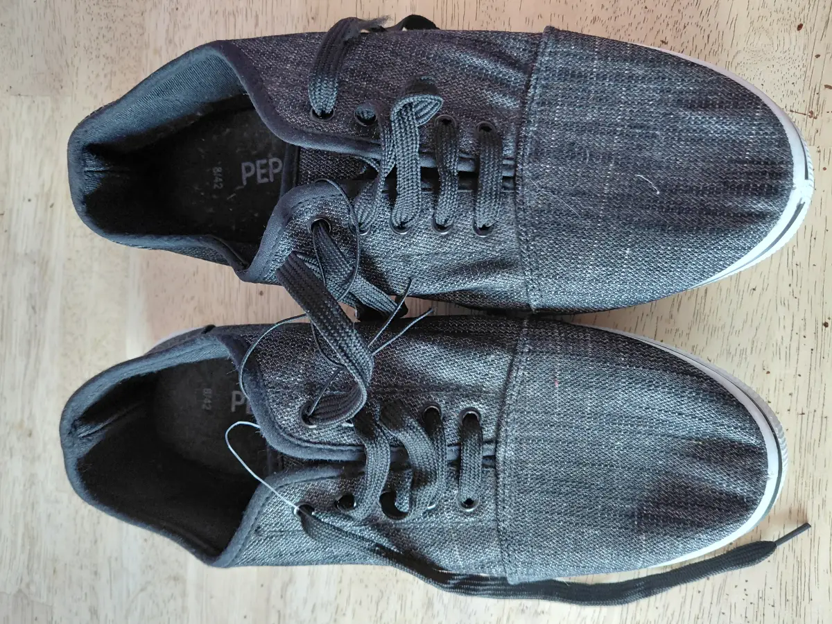 men pumps