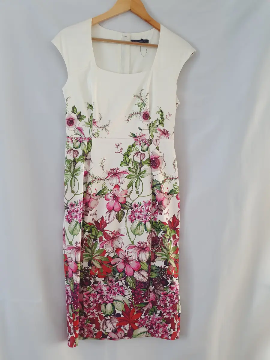 Marks & Spencer White Pretty Floral Cotton Pencil Dress Wedding Size 12 Summer