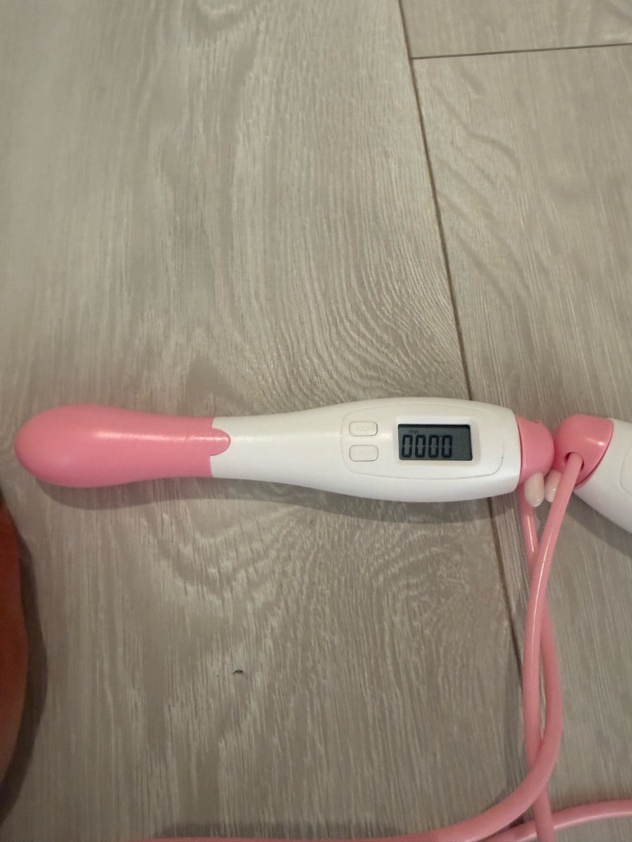 te Brand New Digital Skipping Rope Pink 💗 Fitness Essential