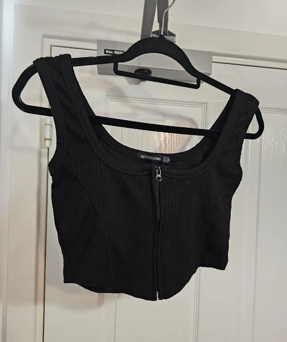 PrettyLittleThing Black Ribbed Zip-Up Corset Crop Top, Size 12