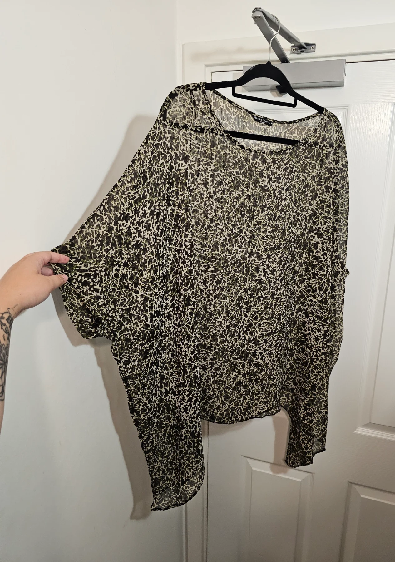 Marina Kaneva Plus Size 18 Sheer Kaftan Top Green Black Abstract Botanical Batwing Blouse