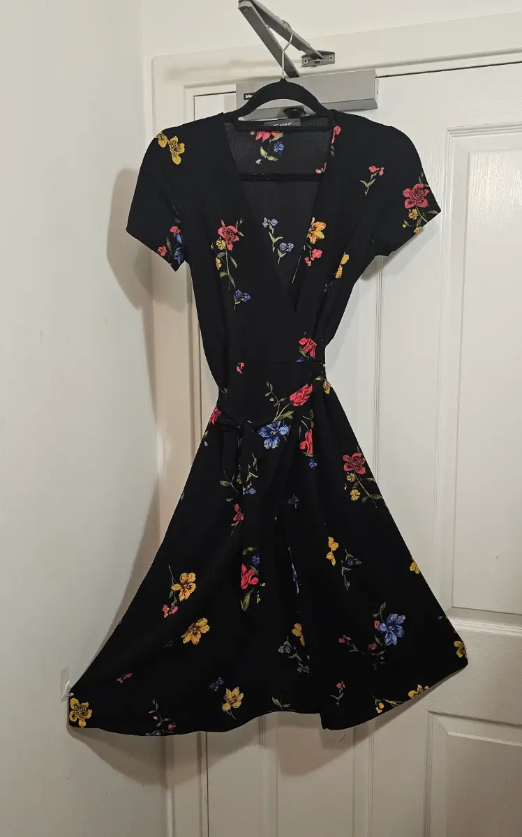 Primark Summer Floral Short-Sleeve Wrap Dress, Size UK 8