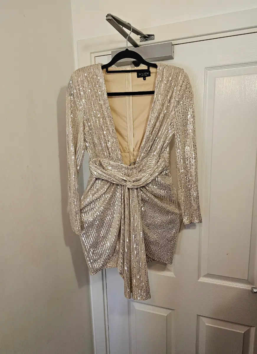 Stunning In The Style Gold Sequin Twist Front Long-Sleeve Mini Dress, Size UK 10