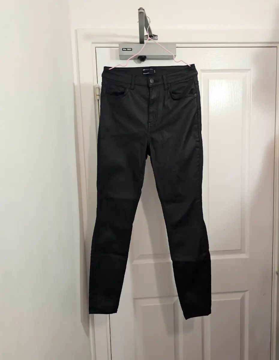 ASOS DESIGN Ultimate Coated Skinny Jeans, Black (W28 L32 / UK 10)