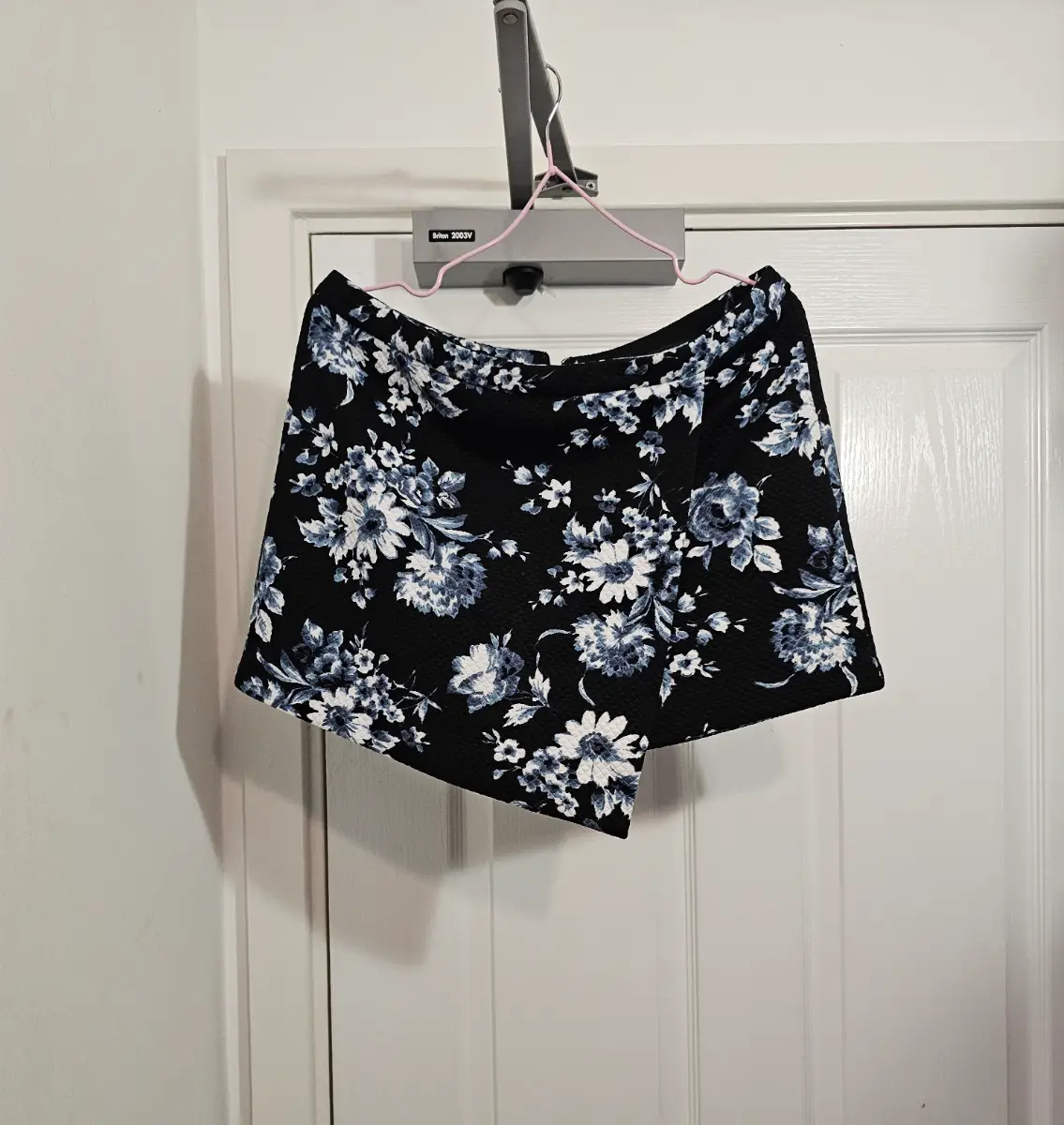 New Look Black and Blue Floral Textured Mini Skort, Size 10