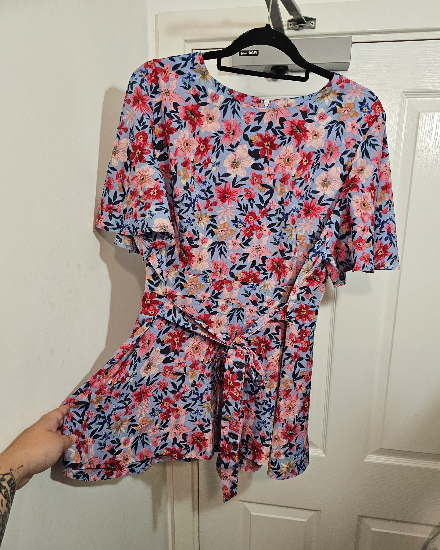 QED London Blue Floral Tie-Waist Peplum Blouse Top, Size UK 16