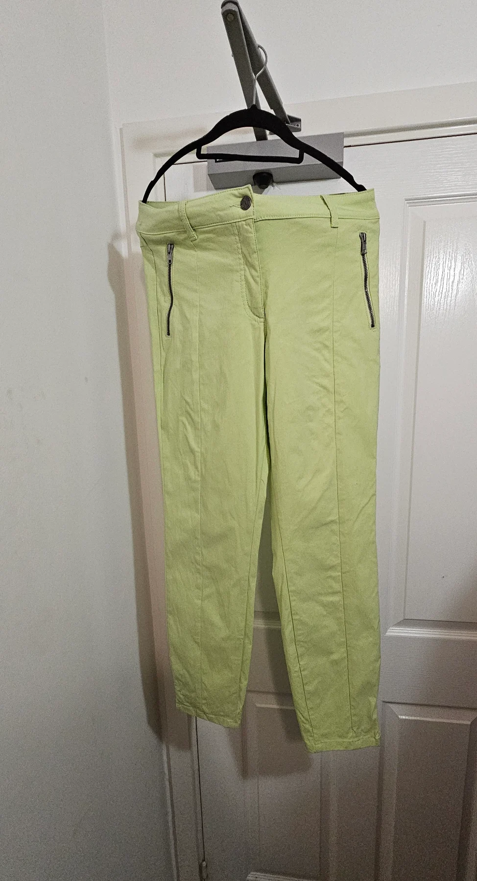 Madeleine Lime Green Cropped Slim Stretch Trousers, Size UK 12 / EU 38