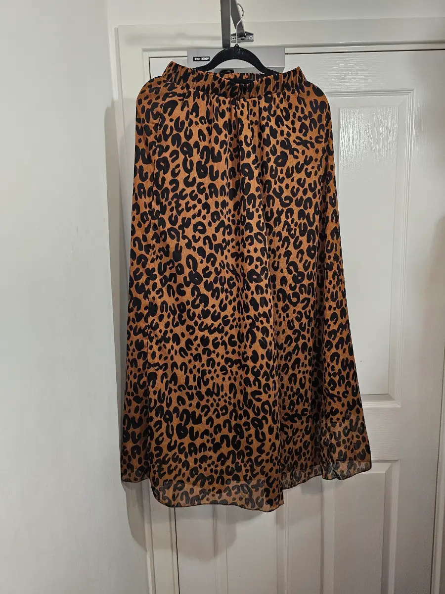 Leopard Print High Waisted Maxi Skirt, Size S (103cm Length)