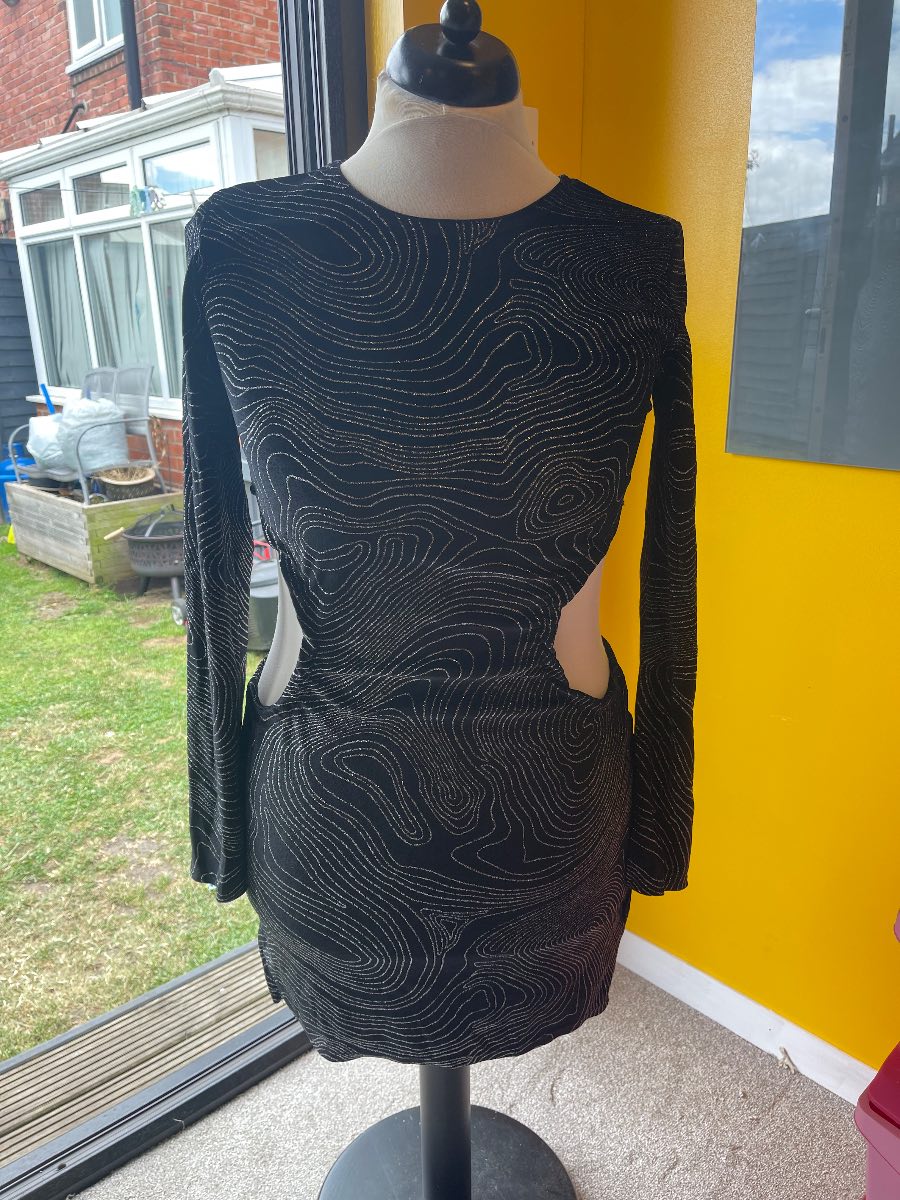 H&M Divided Cut out dress