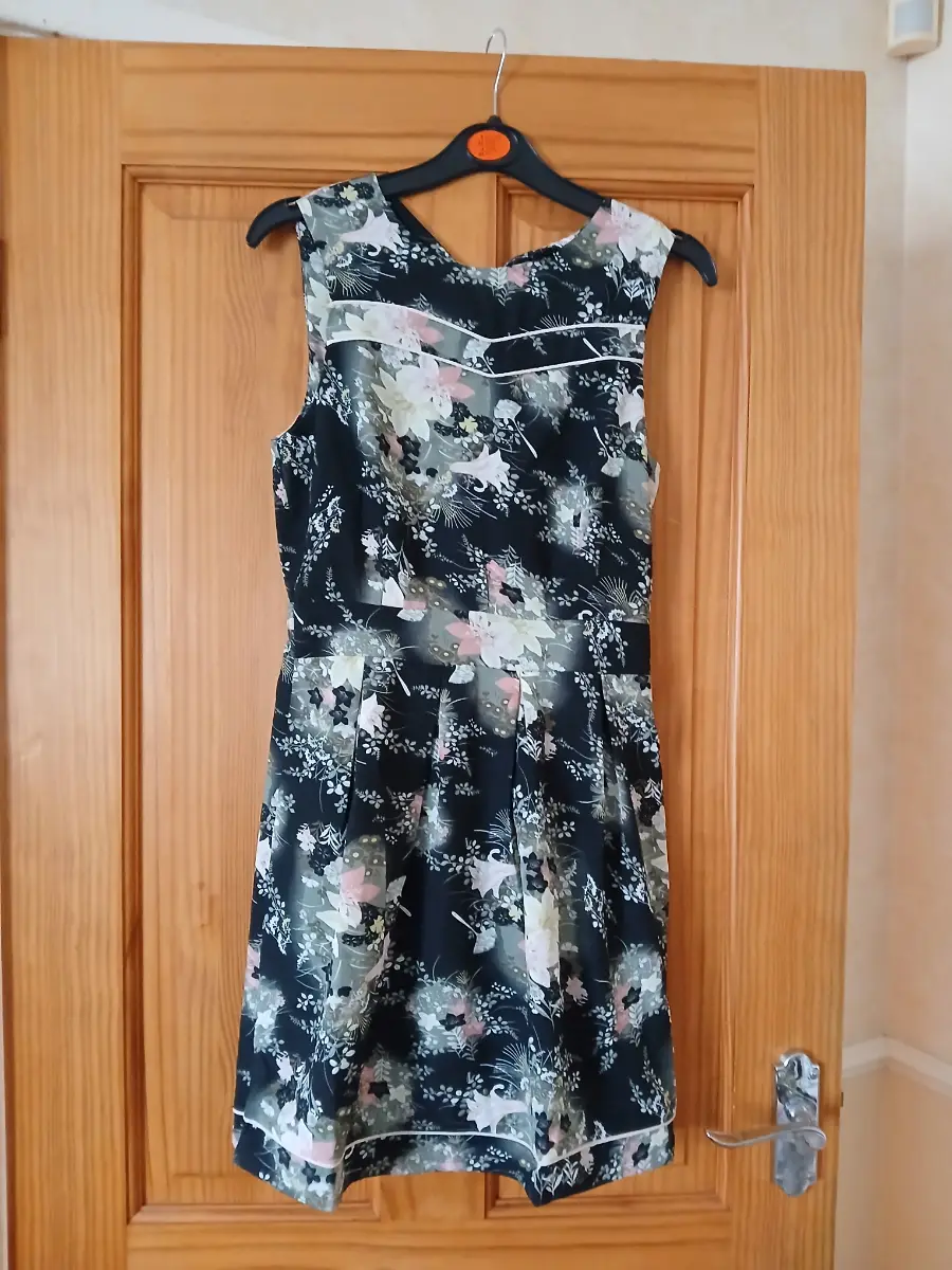 Ladies tea dress with flower pattern