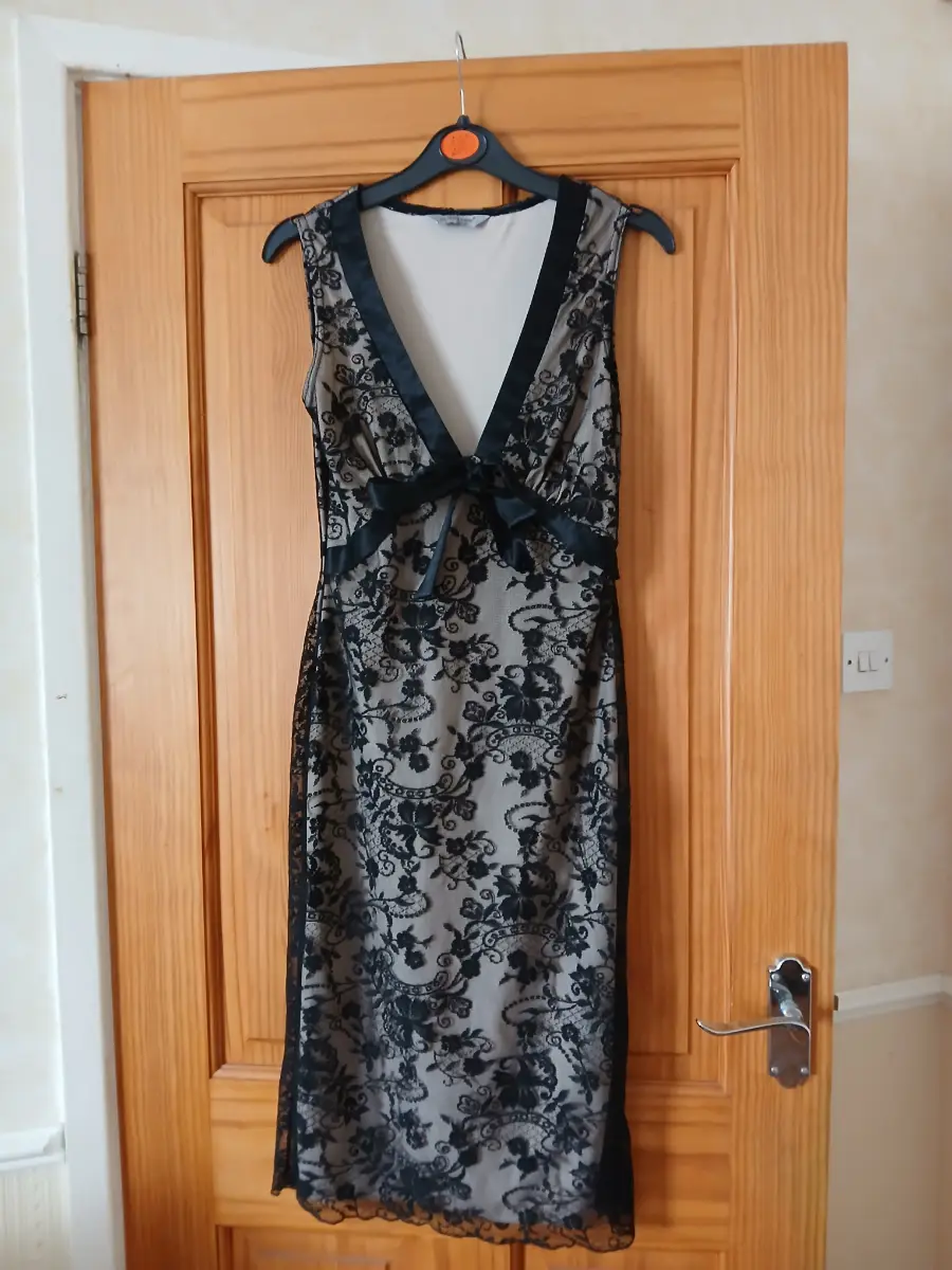 Black lace dress