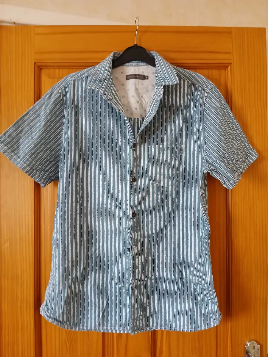 Men's striped shorts sleeve shirt