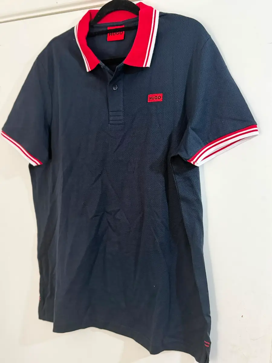 Vintage HUGO Polo Shirt – Black with Red Contrast Collar | Pre-Owned | Excellent Condition