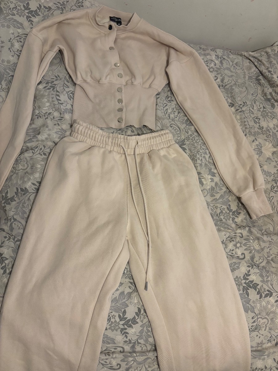 Beige button tracksuit