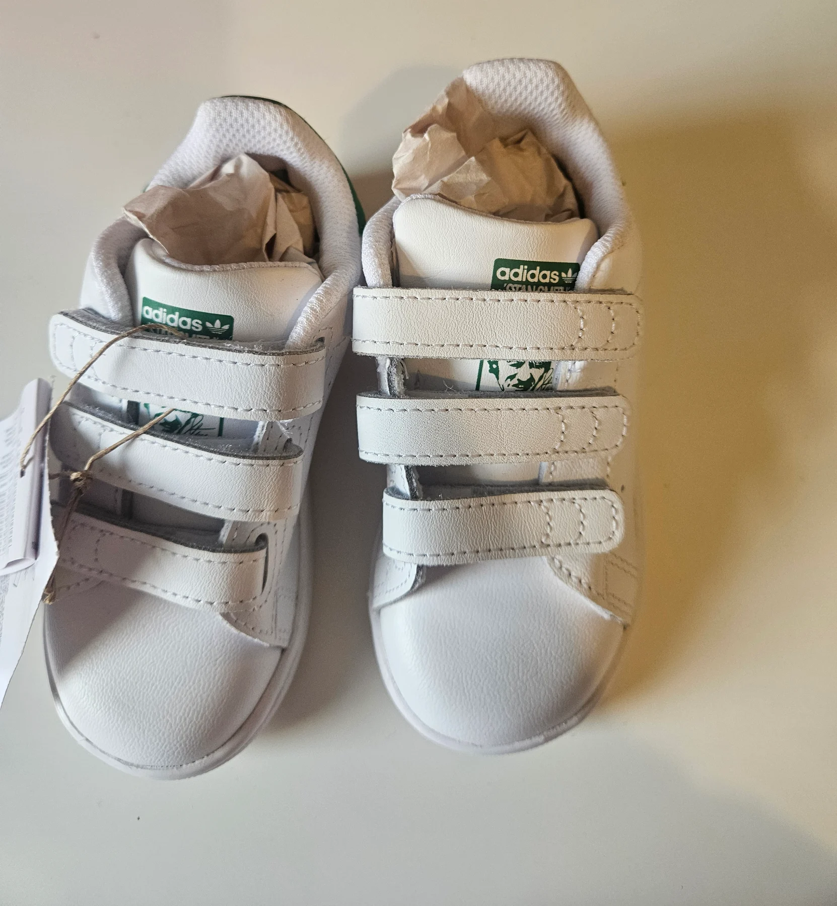 Adidas White & Green Stan Smith Trainers. Brand new with tags