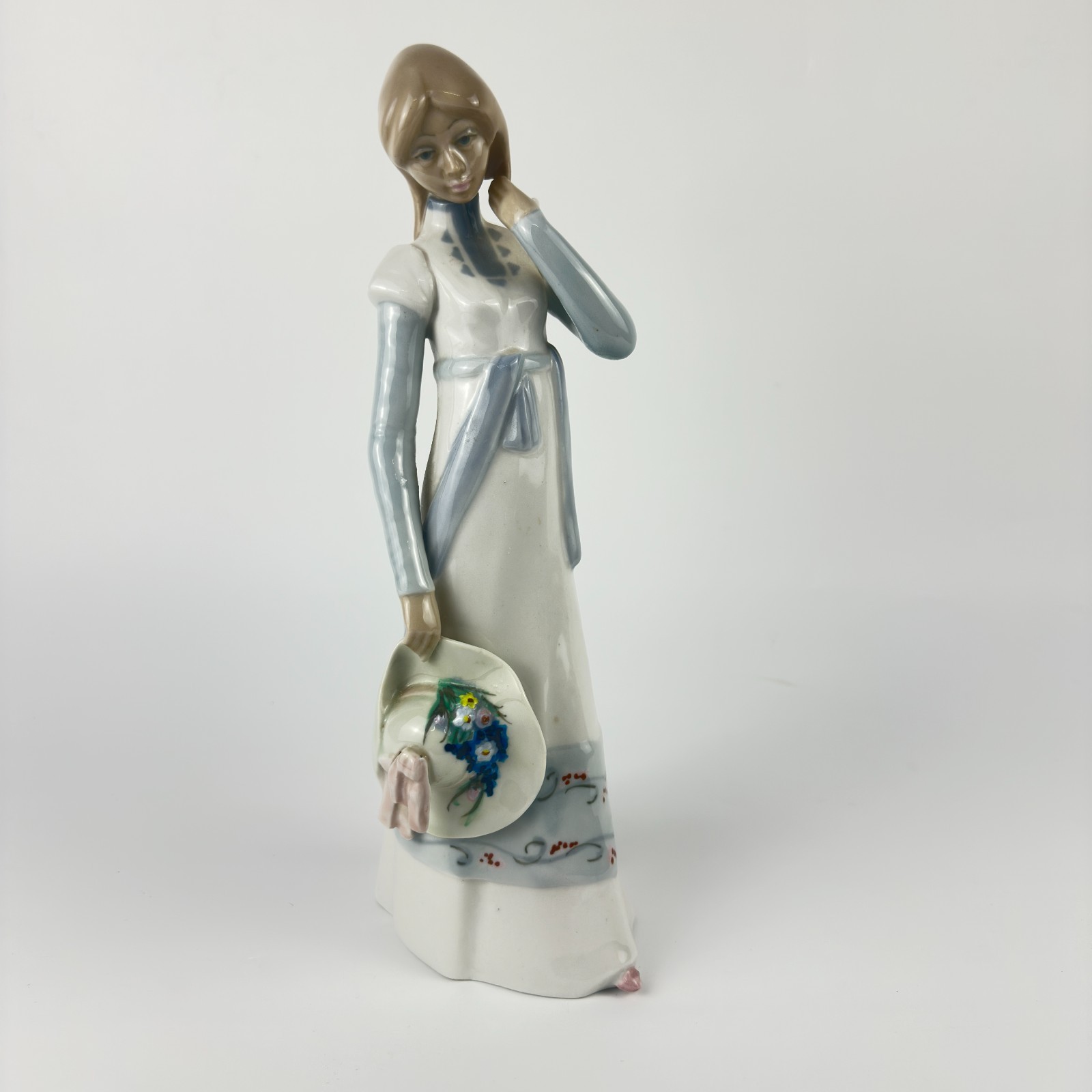 Casades - Porcelain Figurine Lady With Floral Hat - 12.5” Tall - Made In Spain