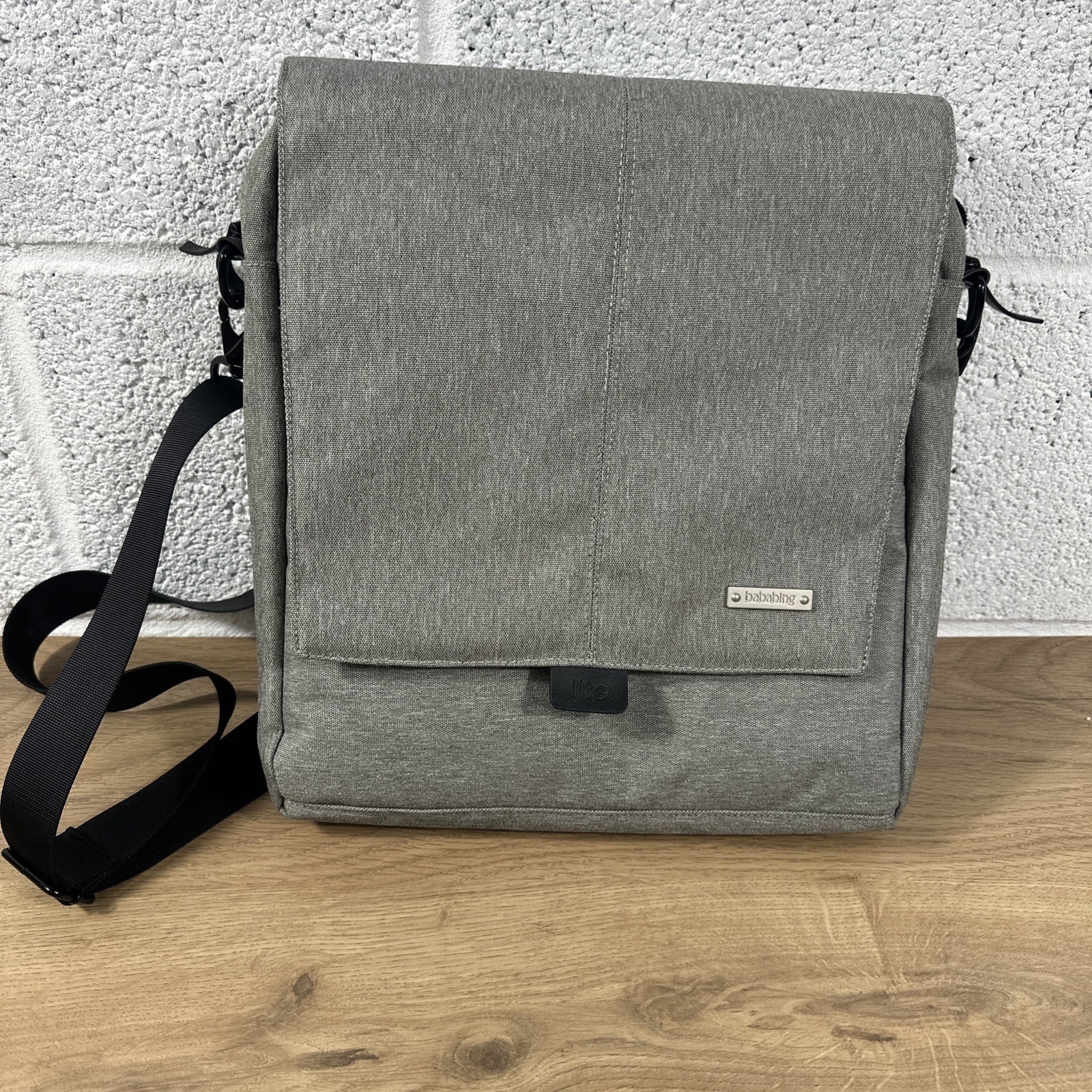 Baba Bing Day Tripper Lite 2 Shoulder Changing Bag with Changing Mat Grey