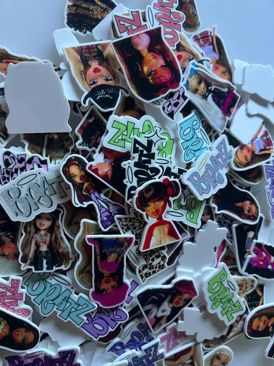 Bratz acrylic flatback charms x10 pieces