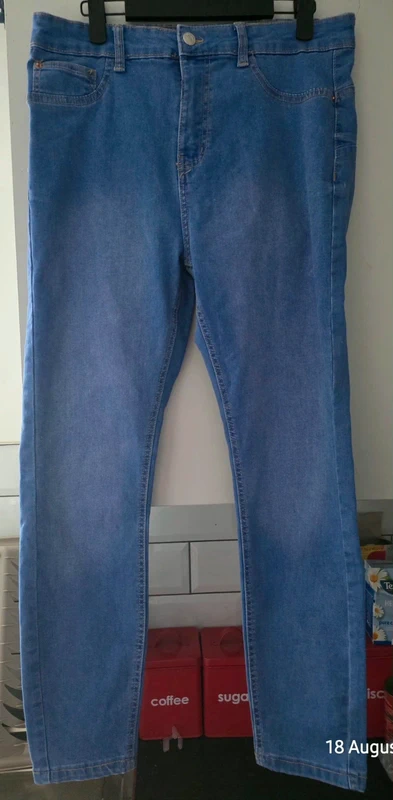Blue denim skinny jeans