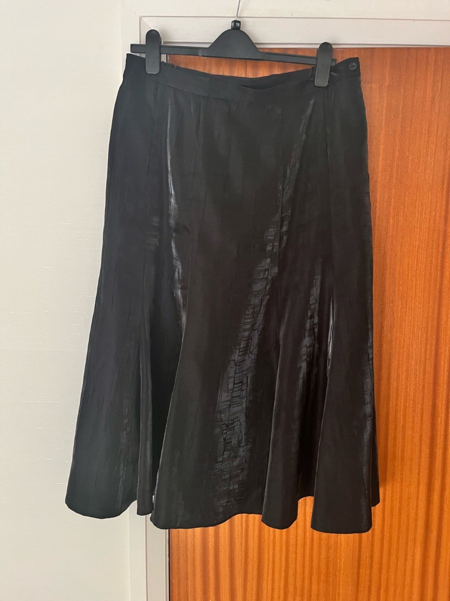 Roman Originals Black Skirt Size 16