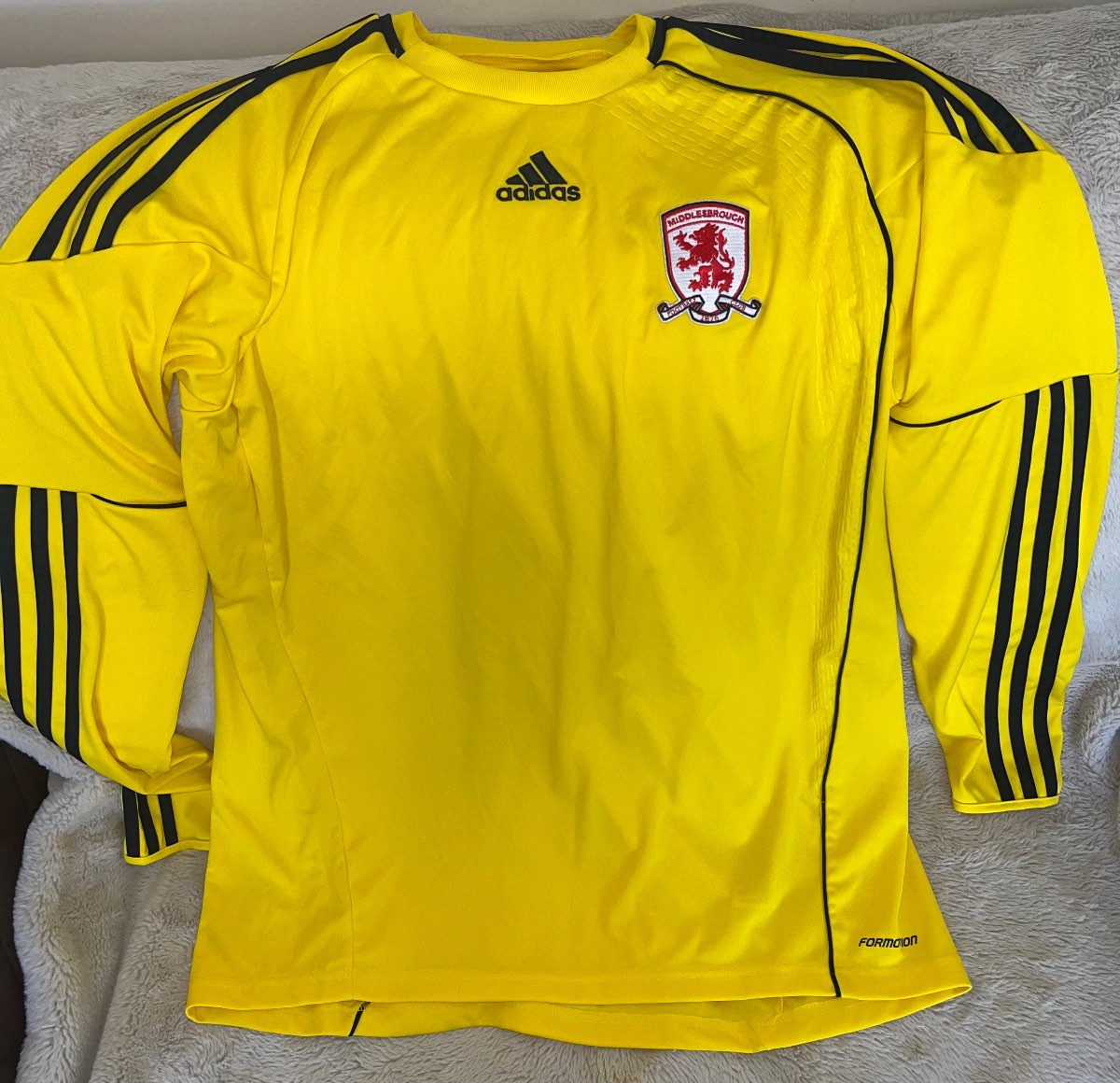 Middlesbrough 2009/2010 Goalkeeper shirt Large
