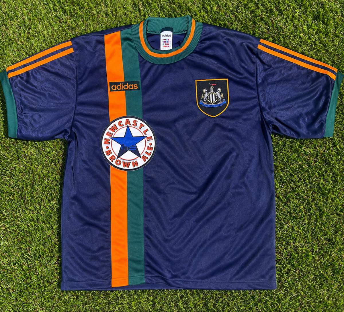 Original Adidas Newcastle United 1997/1998 Away Shirt Mens Large