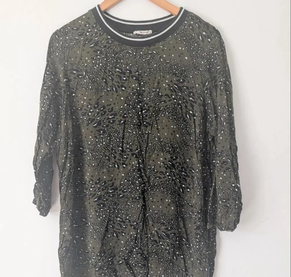 Ladies TU Green Leopard Print Tunic | UK Size 16