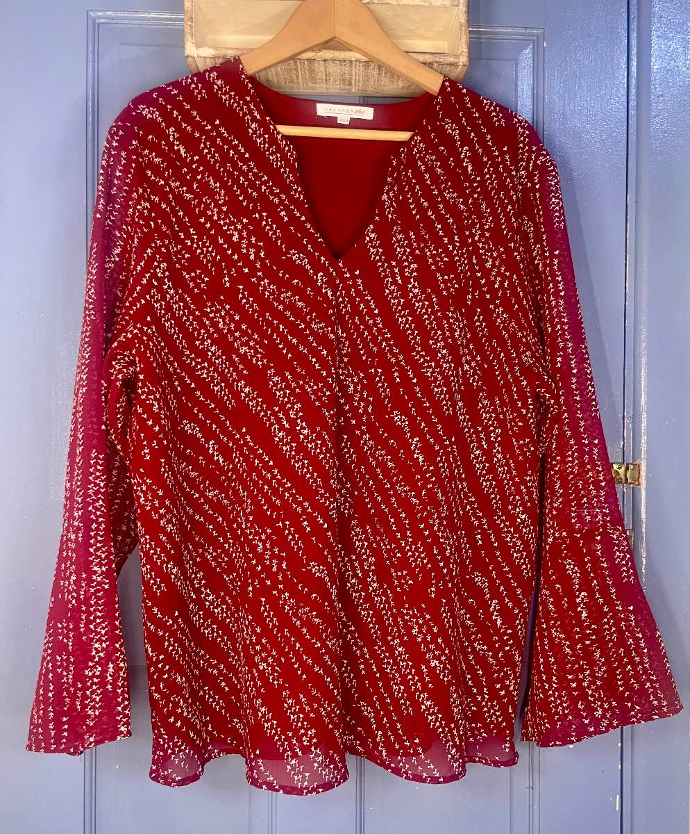 Fashion Plus UK 22/24 Red Print V-Neck Flared Sleeve Blouse