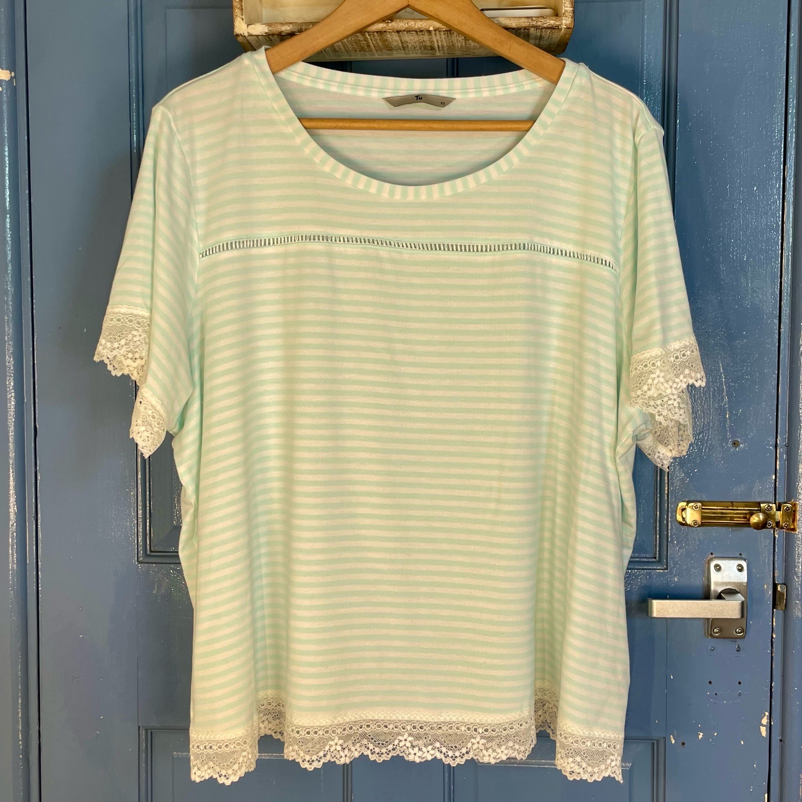 Tu Size 22 Mint White Stripe Lace Trim Stretch T-Shirt Top Plus Size