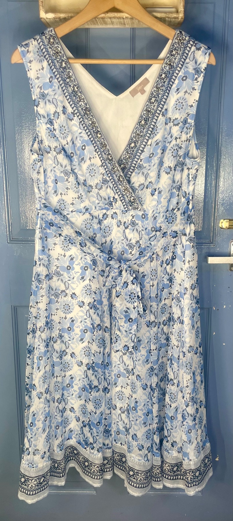 Soon Matalan UK 16 Blue White Floral Embellished Tie Waist Maxi Dress