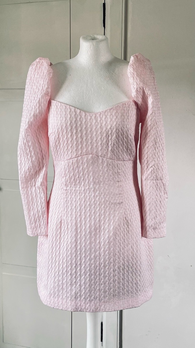 Elliatt Textured Jacquard Puff Sleeve Sweetheart Neck Mini Dress Size M Wedding Guest Cocktail