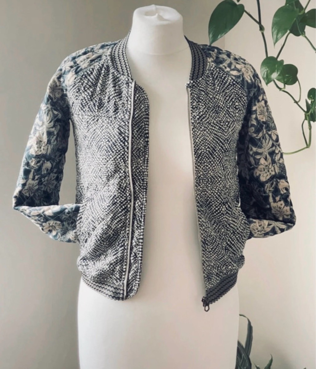 Scotch & Soda Kids Floral Bomber Jacket - Size 10 / 140 - Pattern Coat Blue Excellent condition