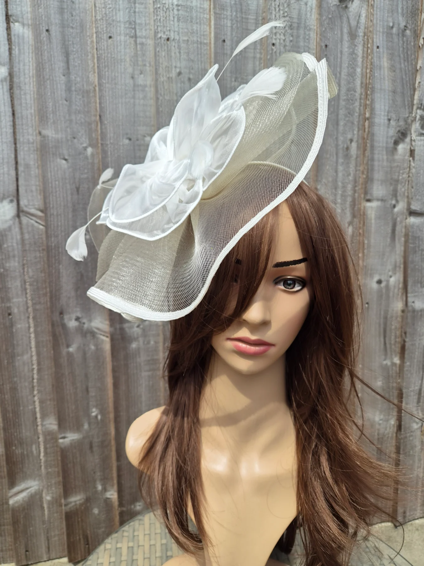 Ivory fascinator