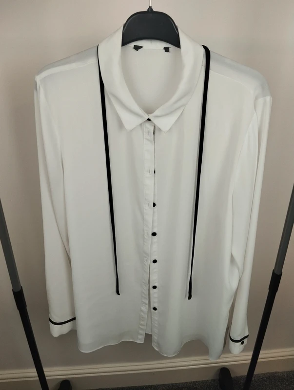 Women Primark white shirt Uk size 18