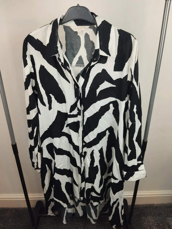 Women zebra dress shirt size 16 uk