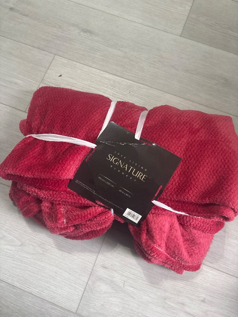 Signature  throw/ blanket