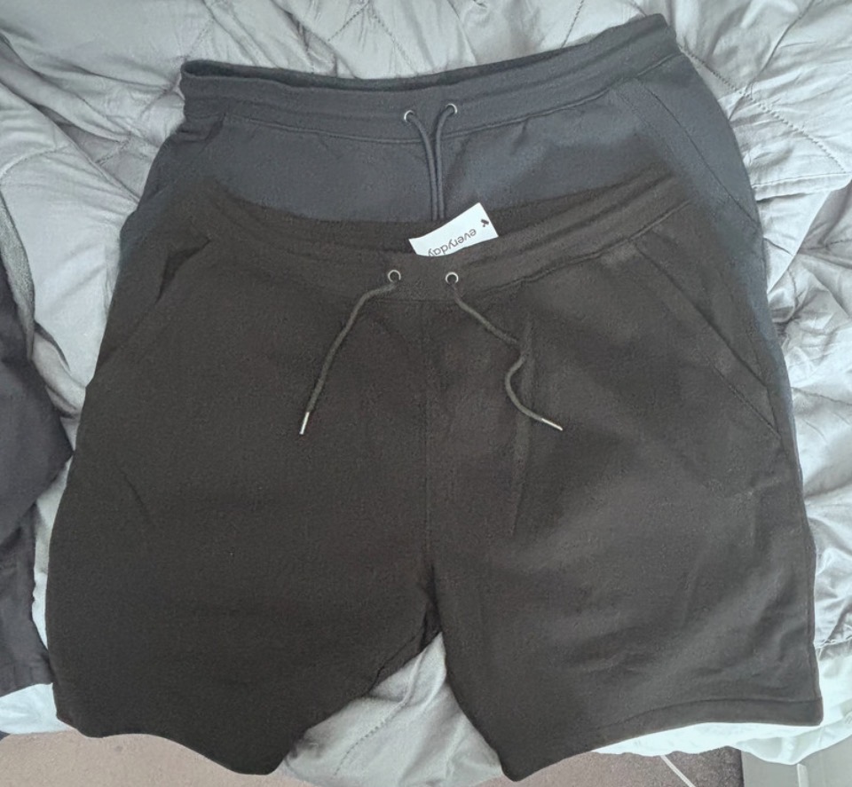 2 x shorts