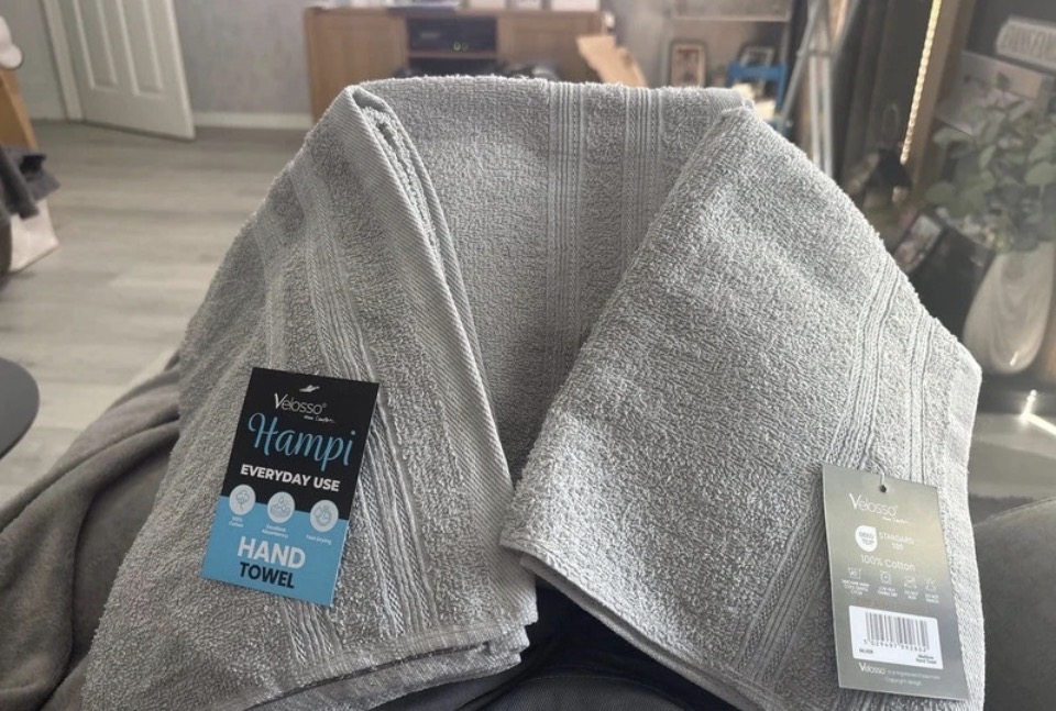 3 x Hand towels