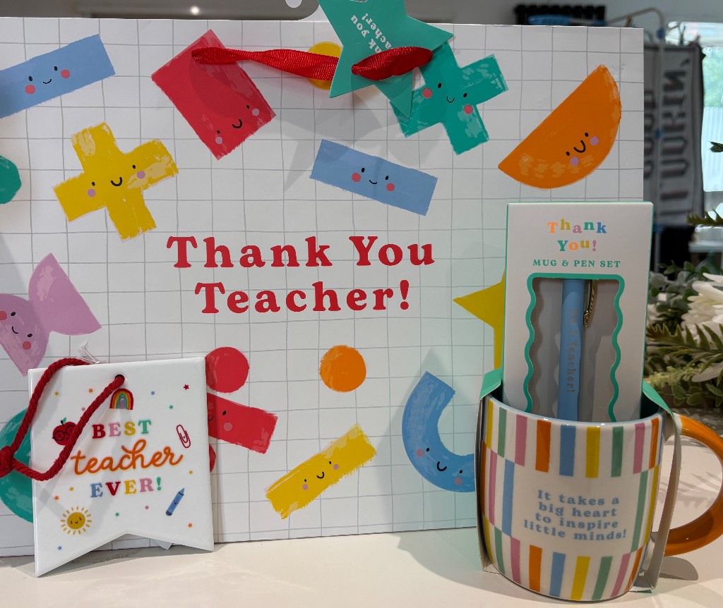 Brand New Teacher Gift Bundle - Gift Bag, Mug, Pen Set & Hanging Plaque