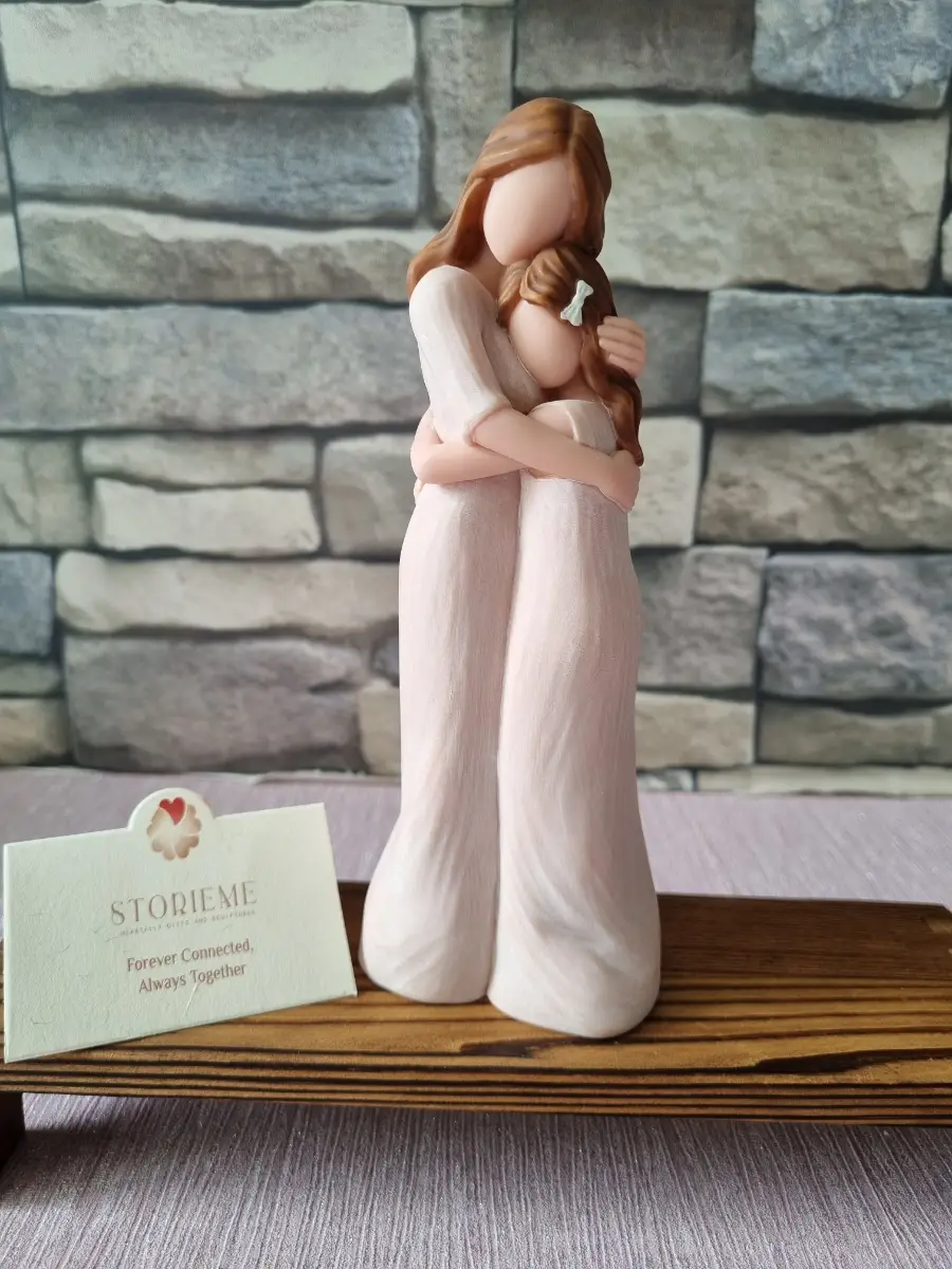 Mum & Daughter Sculpture Figurine Decoration