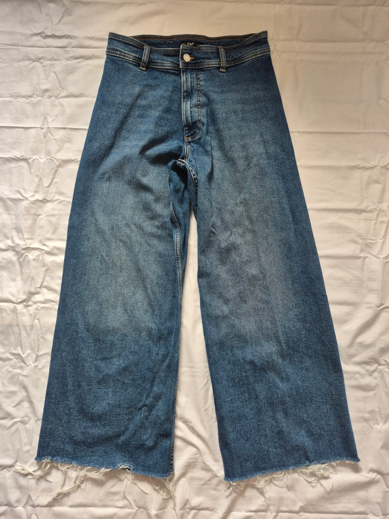 F&F Wide Leg High Waisted Jeans – UK 10