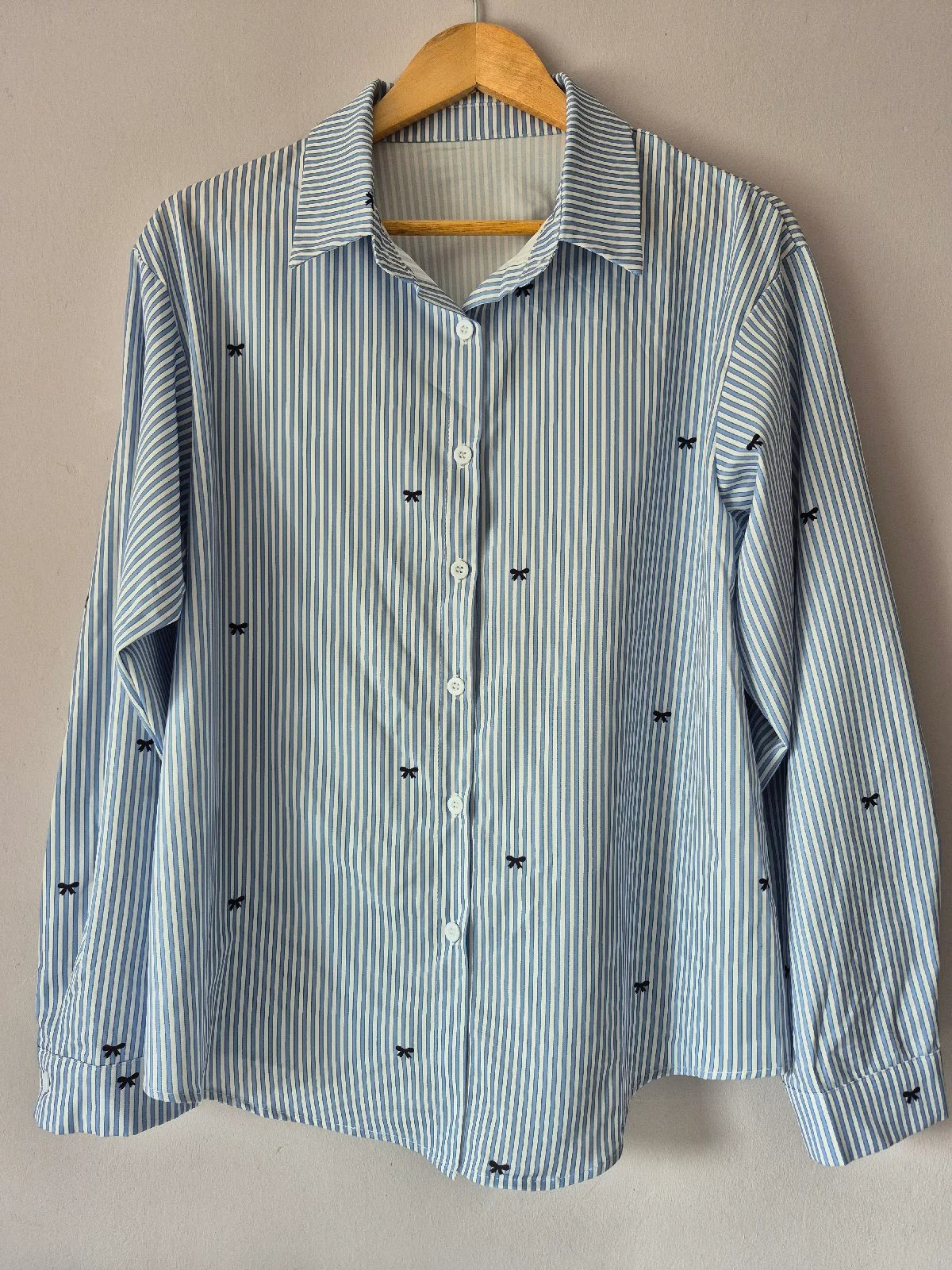Women's Blue & White stripe bow print shirt - XL (UK16-18)