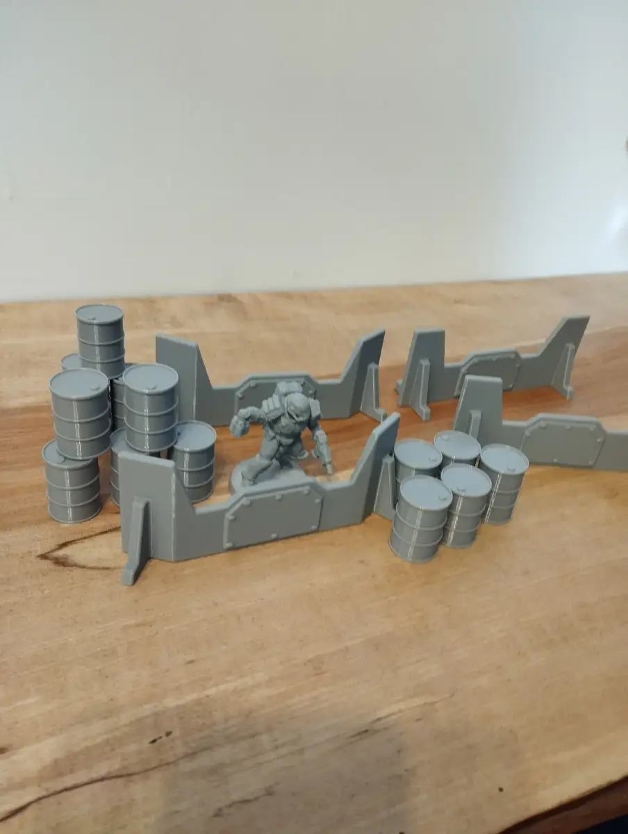 3d printed Warhammer and wargames terrian barrels and barricades