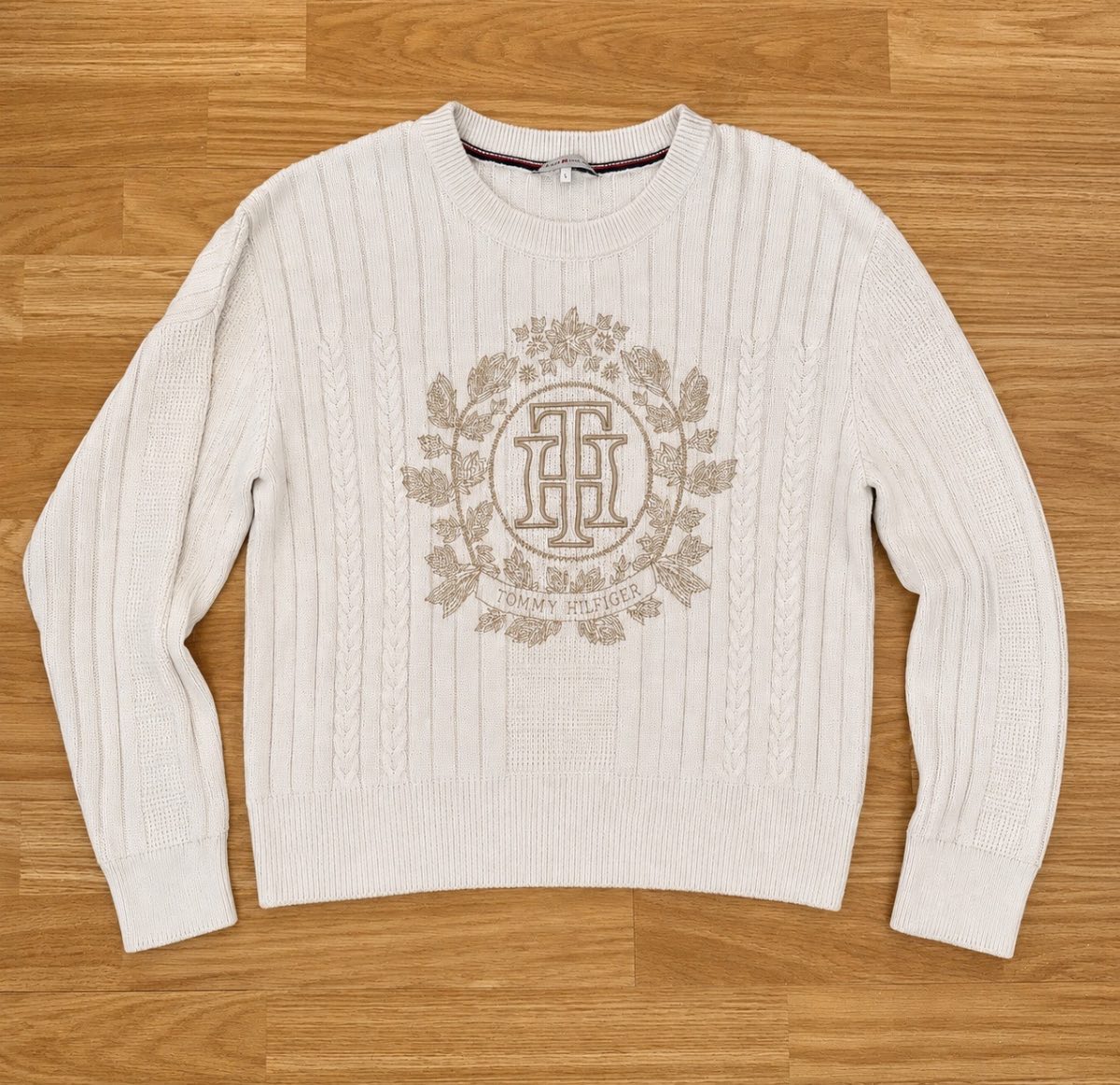 Tommy Hilfiger Embroidered White Jumper